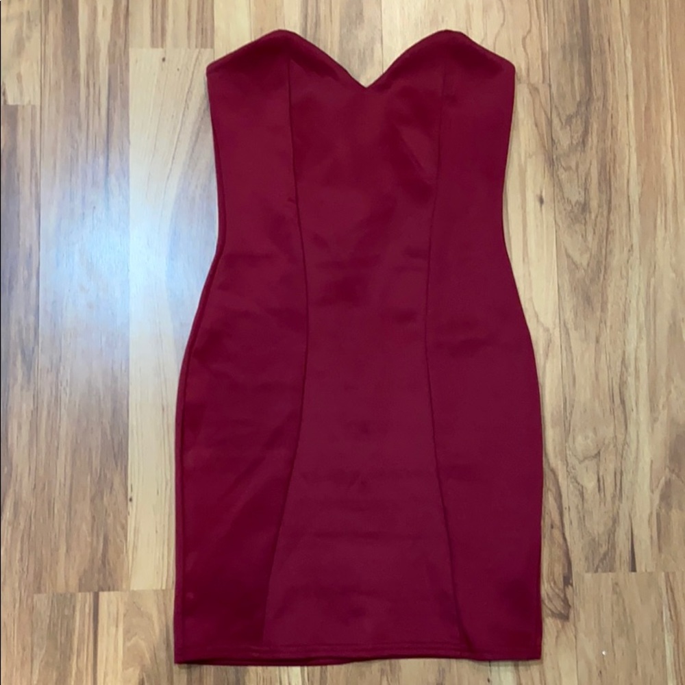 Boohoo Wine Zip Back Dress Size 8 Short